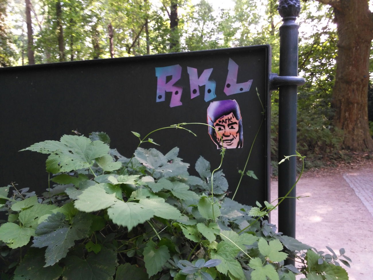 Graffiti Artwork in Berlin - Photo by nik (2018)
