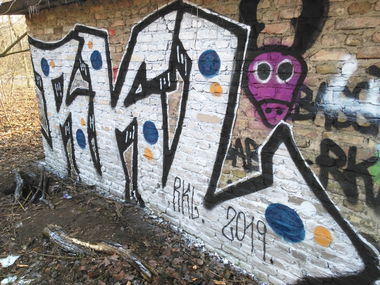 Graffiti Wall in Berlin - Photo by nik - rkl, berlin, tiergarten (2019)