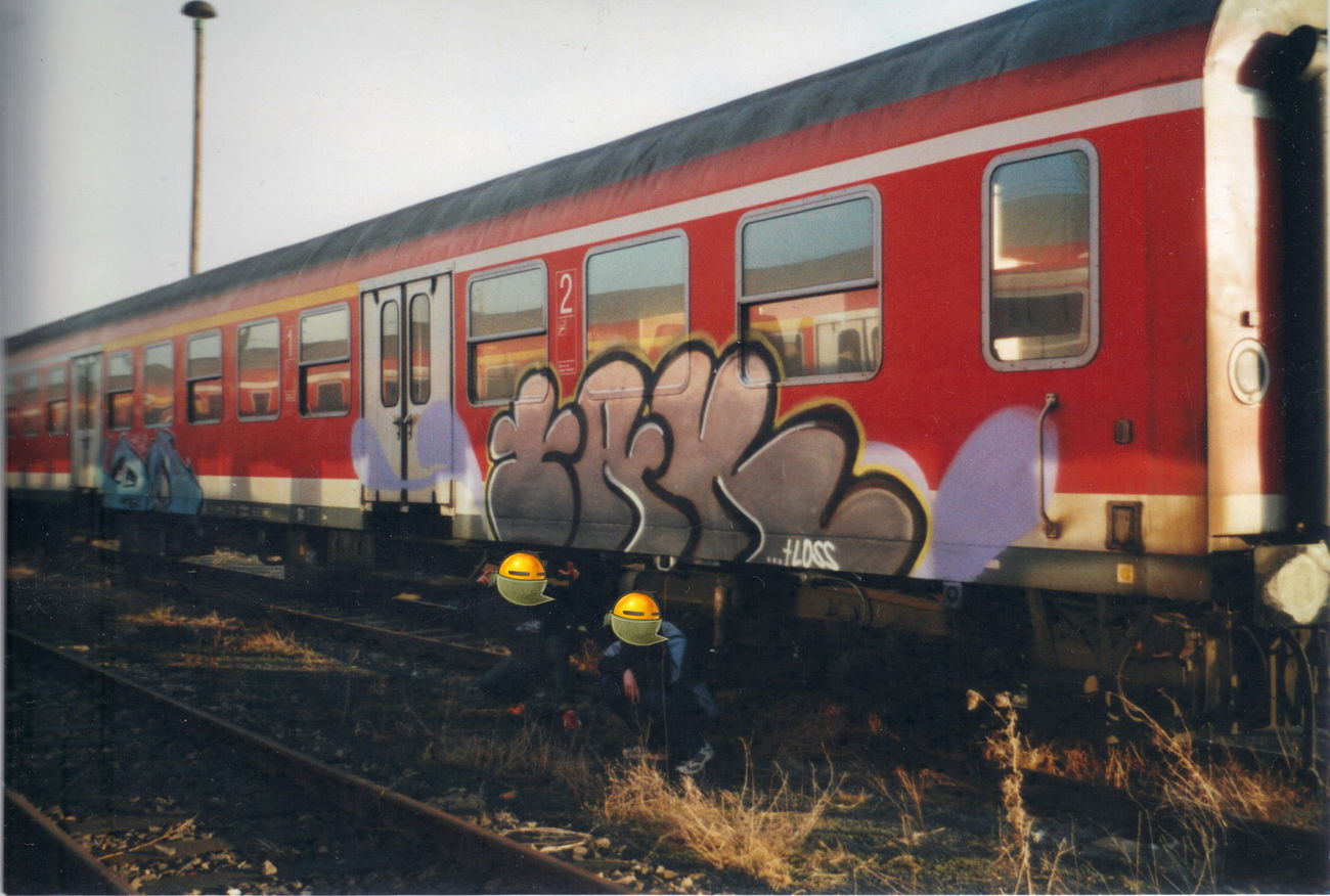 Graffiti Train in Deutschland - Photo by nik (2004)