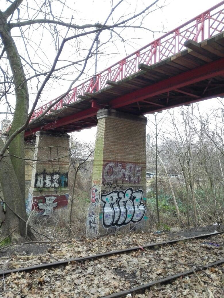 Graffiti Wall in Berlin - Photo by nik (2017)