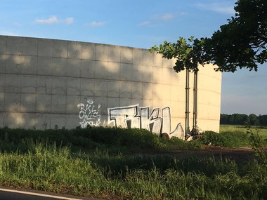 Graffiti Wall in Luckenwalde - Photo by nik - tosk, rkl, owis (2017)