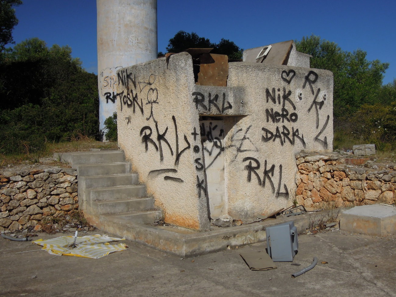 Graffiti Wall in Spanien (territoriale gewässer) - Photo by nik (2017)