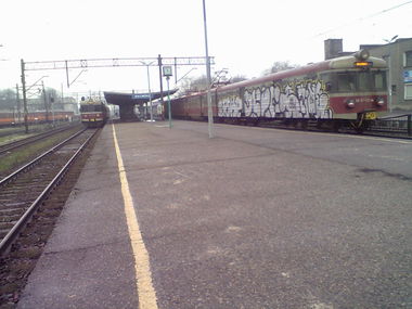 Graffiti Train - Photo by nike1984 - BAKE, TCM, CREW (2013)