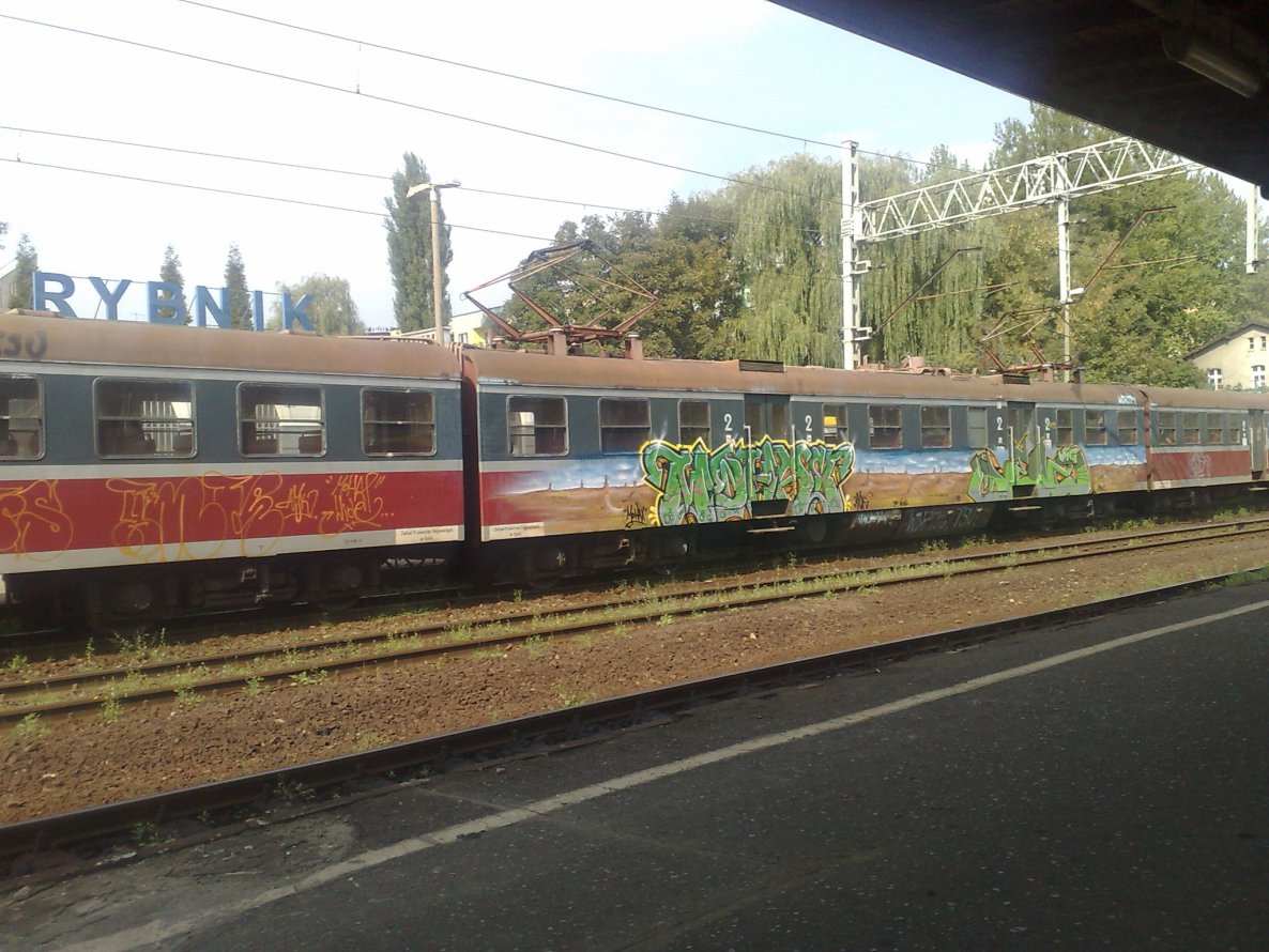 Graffiti Train in Poland - Photo by nike1984 - Mohax, Wide, Sawe (2009)