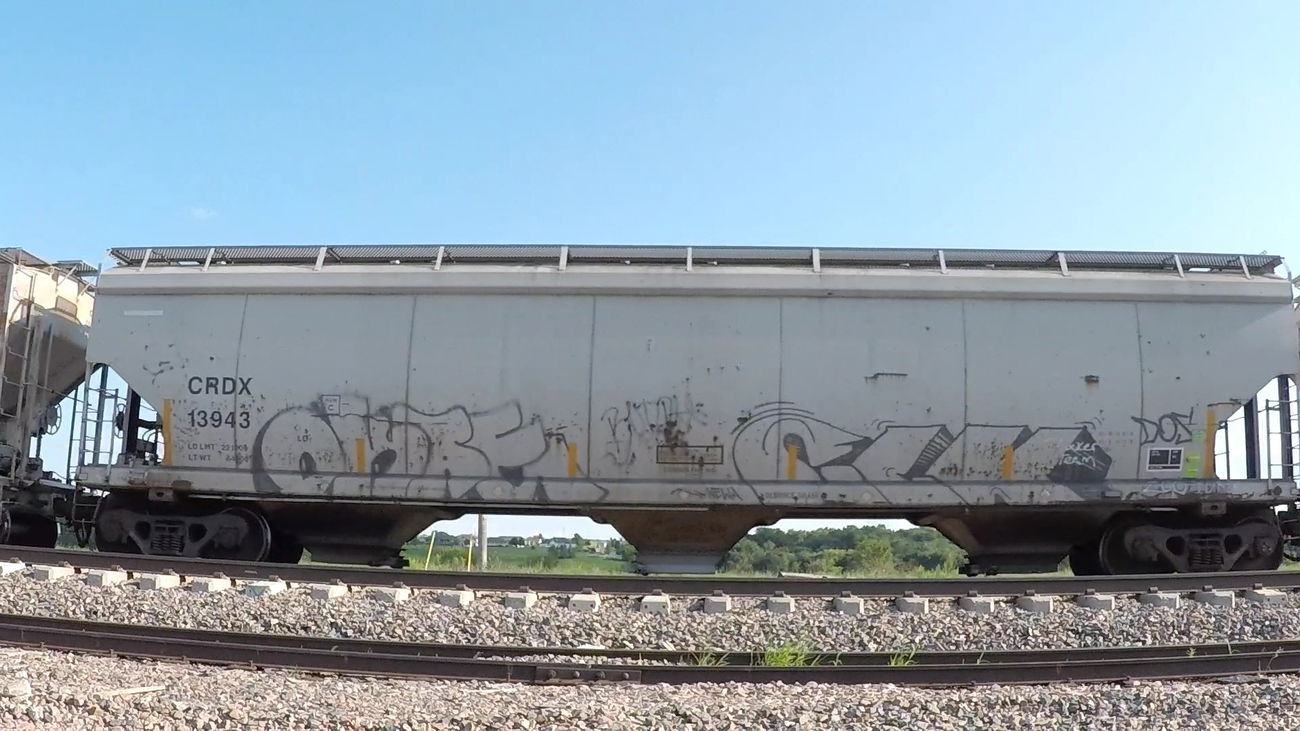 Graffiti Train in United States - Photo by ninedos - iowa