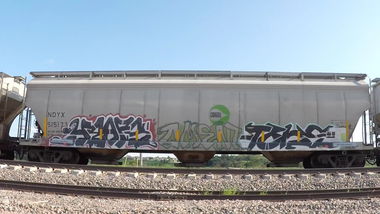 Graffiti Train in United States - Photo by ninedos - iowa