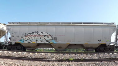 Graffiti Train in United States - Photo by ninedos - iowa