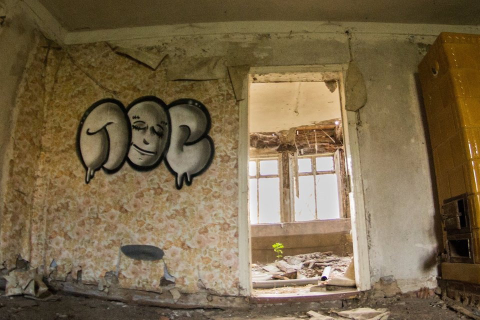 Graffiti Wall - Photo by noc