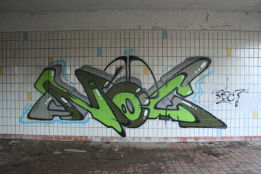 Graffiti Wall - Photo by noc - green, style, noc (2012)