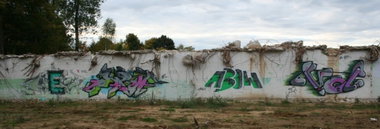 Graffiti Wall - Photo by noc - spor, new, mist (2012)
