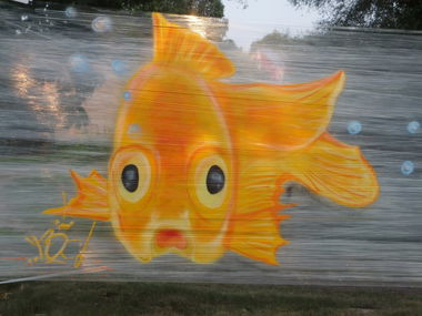 Graffiti Artwork in Letschin - Photo by noc - fish, folie, hafenfest (2013)