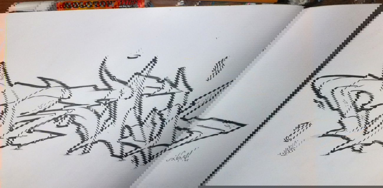 Graffiti Sketch - Photo by noc - black, white, battle (2014)