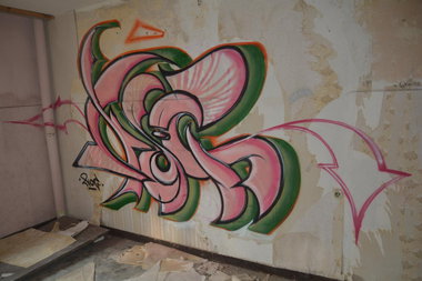 Graffiti Wall - Photo by noc