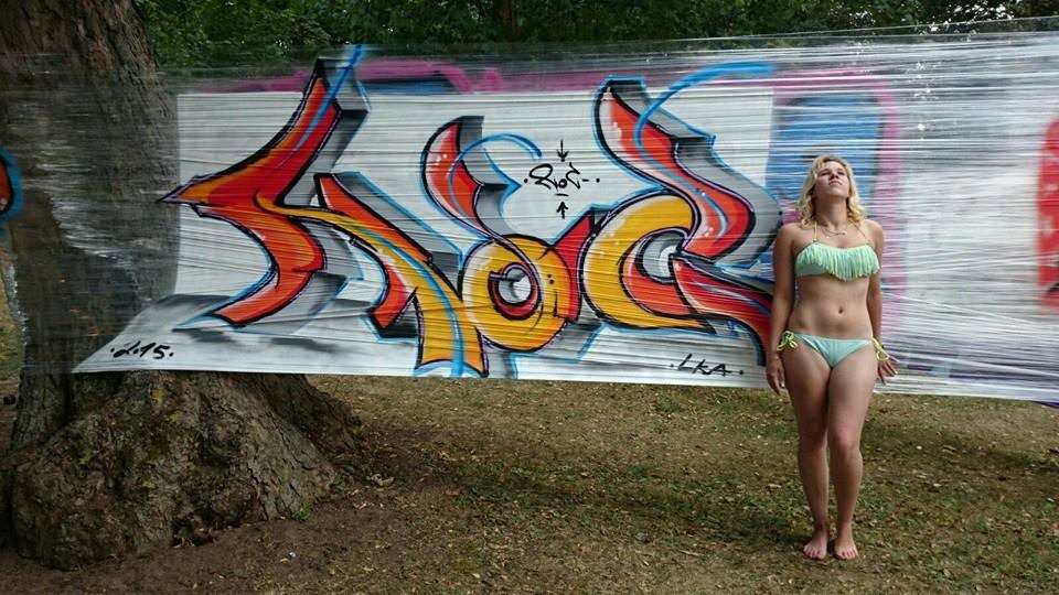 Graffiti Wall - Photo by noc - cellograff, noc, girl (2015)
