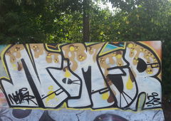 Graffiti Wall - Photo by nomer1