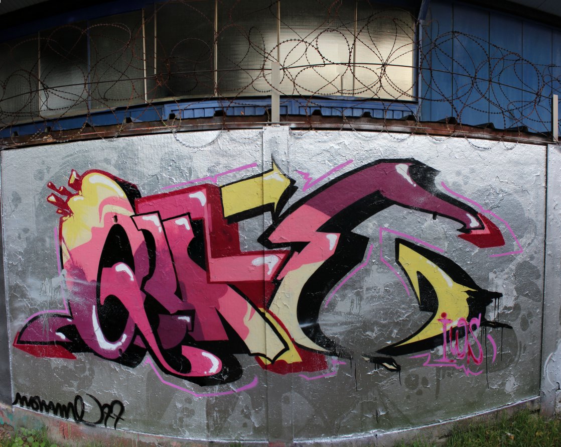 Graffiti Wall - Photo by noname77 - que, noname, 77 (2014)