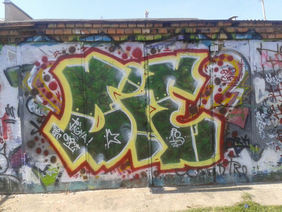 Graffiti Wall in Simferopol - Photo by note - narcotics, die, crew