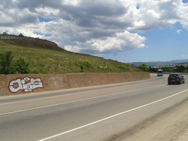 Graffiti Bombing - Photo by note - die, crew