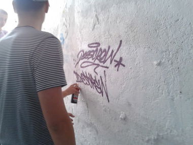 Graffiti Artwork - Photo by note - tags