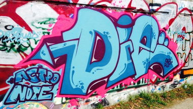 Graffiti Wall - Photo by note - die, crew, actpo (2013)