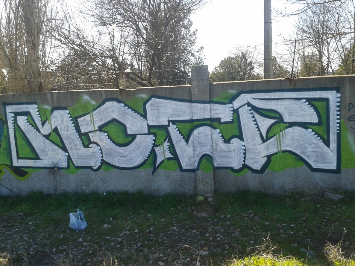 Graffiti Wall - Photo by note - trainline, note, outside (2014)
