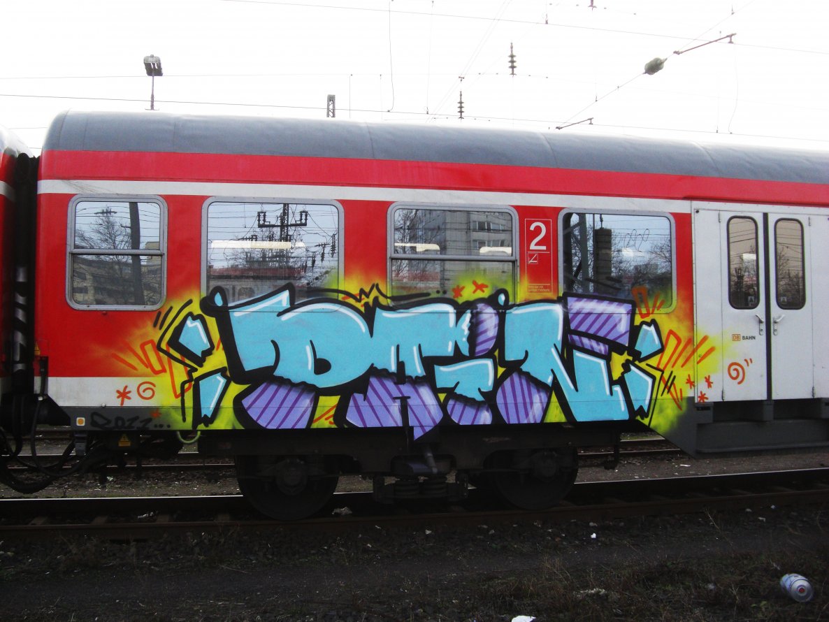 Graffiti Train - Photo by noxcuse3000plus