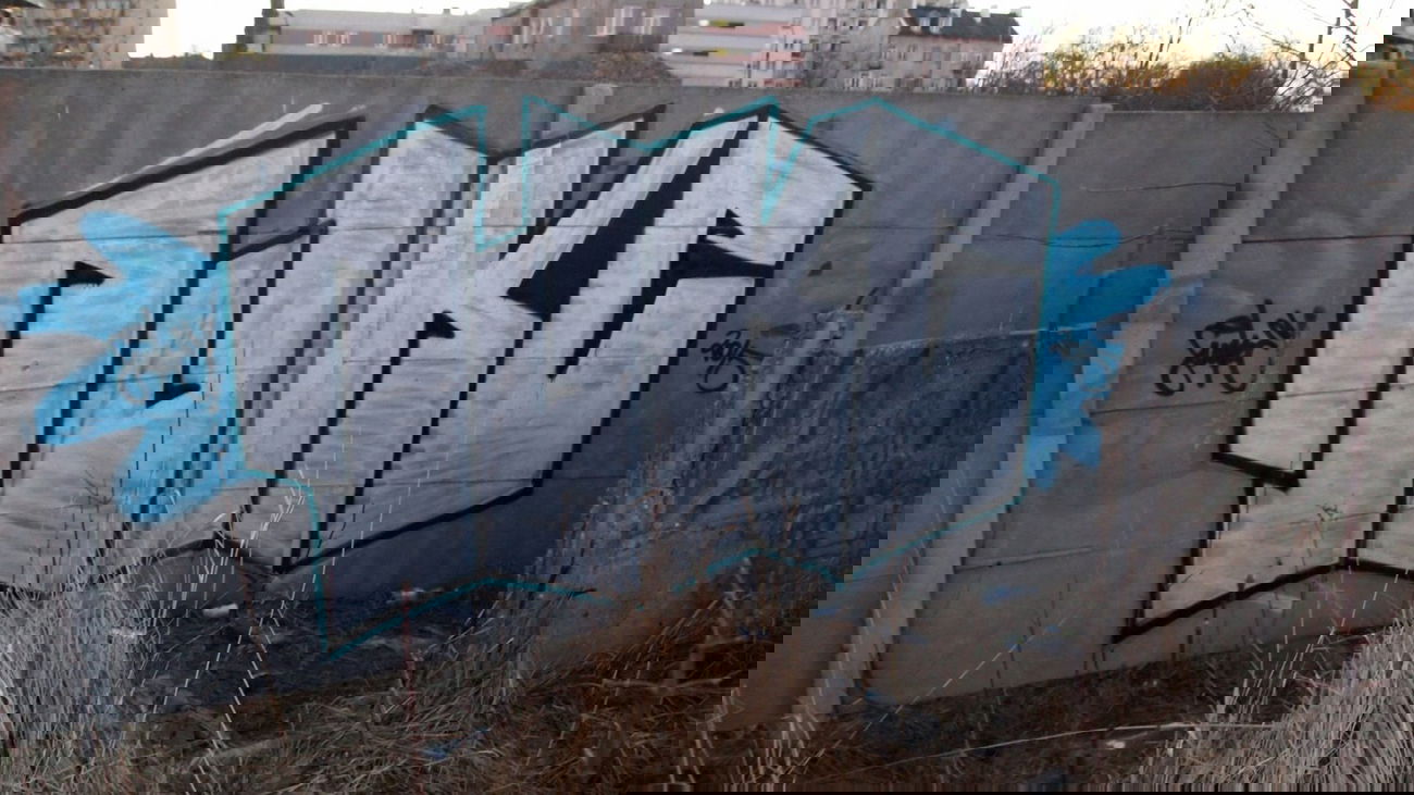 Graffiti Bombing - Photo by nuke - chrome, fast, nuke (2015)