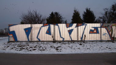 Graffiti Wall - Photo by nuke - chrome, fatcap, nuke (2015)