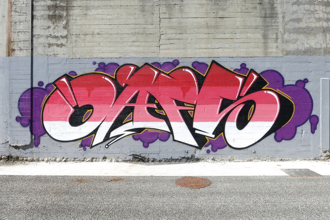 Graffiti Wall - Photo by oafs (2013)