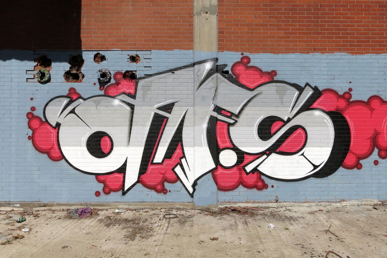 Graffiti Wall - Photo by oafs