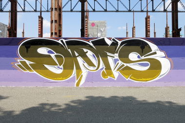 Graffiti Wall - Photo by oafs