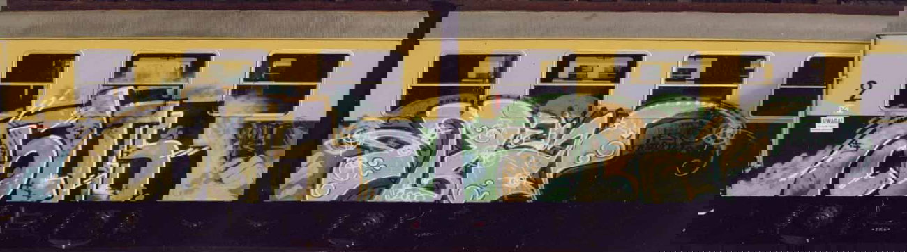 Graffiti Train - Photo by ohhgoodstuff