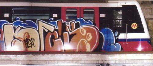 Graffiti Train in Warsaw - Photo by ohhgoodstuff