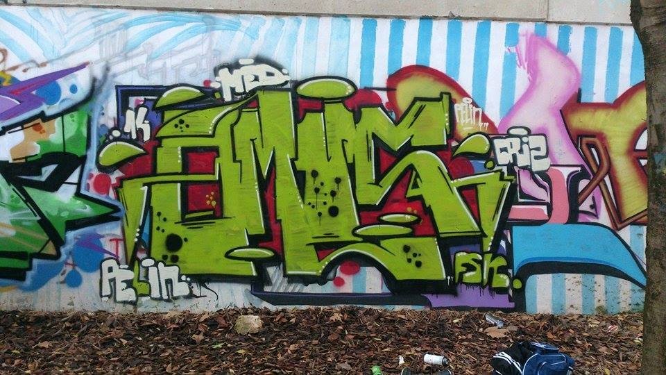 Graffiti Wall - Photo by okayone (2014)