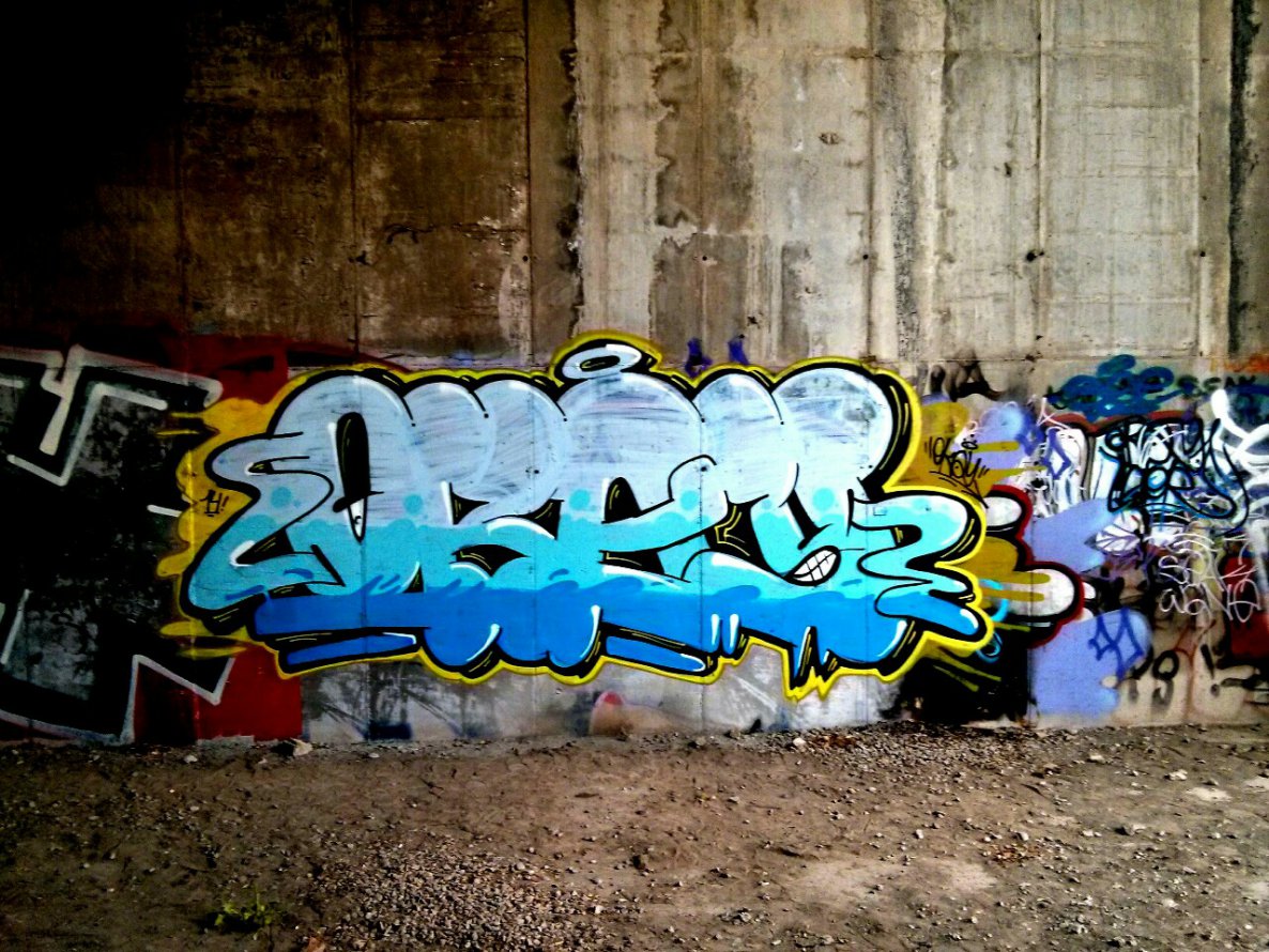 Graffiti Bombing - Photo by okayzor - okay, graffiti, train (2014)