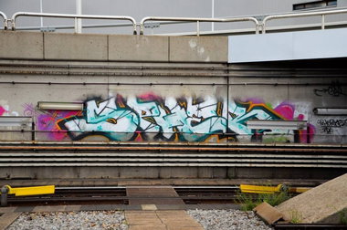 Graffiti Bombing - Photo by okeey