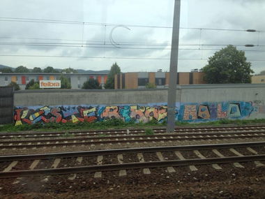 Graffiti Bombing in Linz - Photo by okeey - Kiste, Rikoe, Railo (2014)