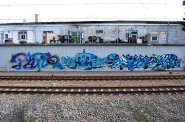 Graffiti Bombing - Photo by okeey