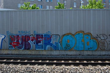 Graffiti Bombing in Austria - Photo by okeey - puber, Line, Wien