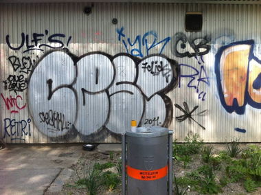 Graffiti Bombing in Wien - Photo by okeey - Wien, Vienna