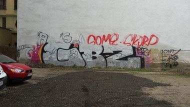 Graffiti Bombing in Wien - Photo by okeey - Line, Wien, Vienna (2015)