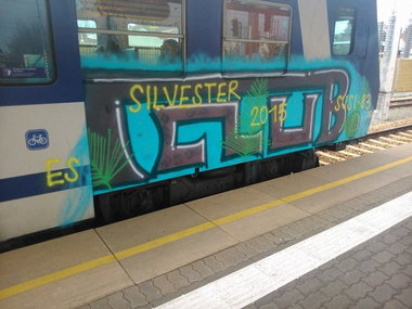 Graffiti Train in Wien - Photo by okeey - Line, Wien, Vienna