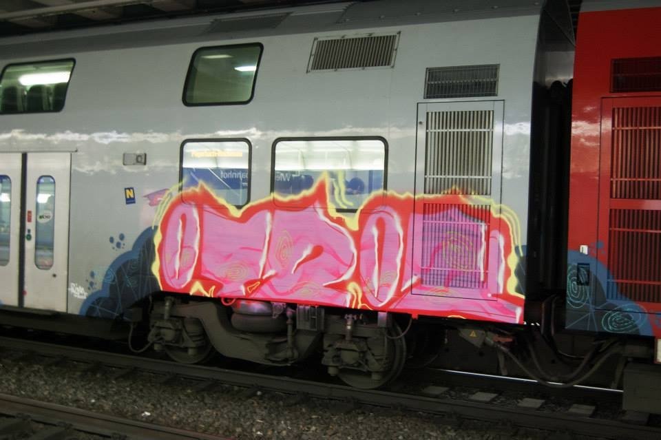 Graffiti Train in Wien - Photo by okeey