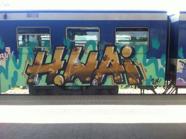 Graffiti Train in Wien - Photo by okeey - HWai