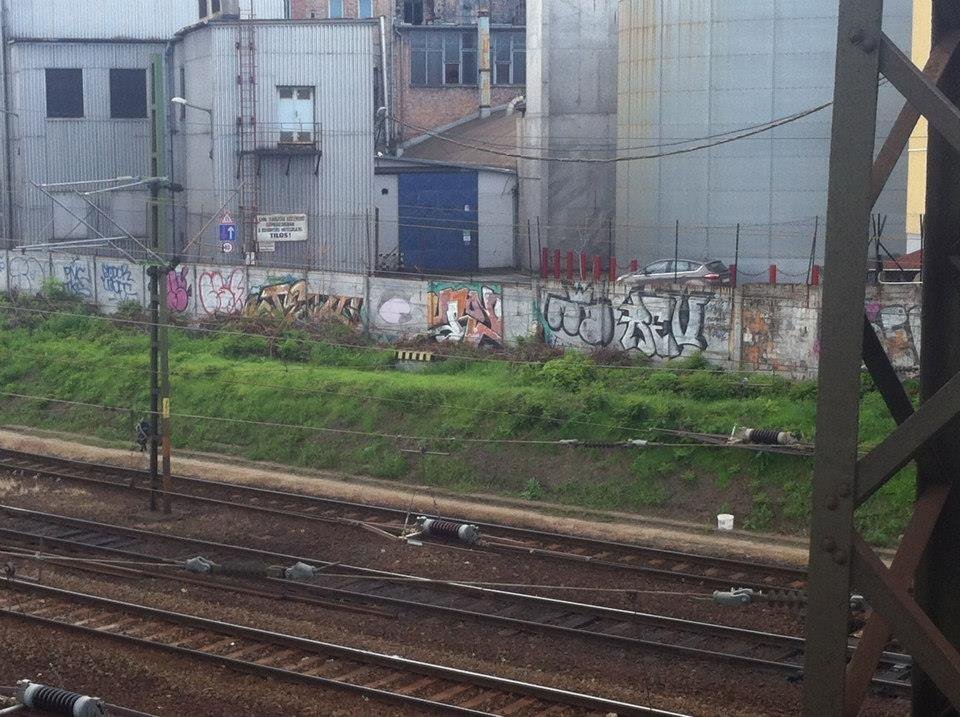 Graffiti Bombing - Photo by okeey