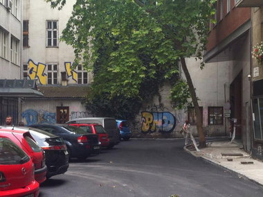 Graffiti Bombing - Photo by okeey