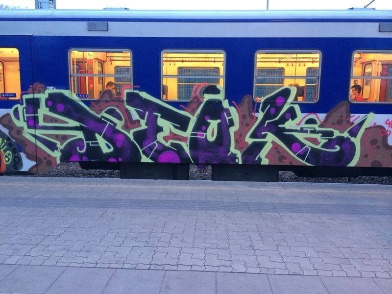 Graffiti Train in Wien - Photo by okeey - Deok, Trainbombing, Wien (2014)
