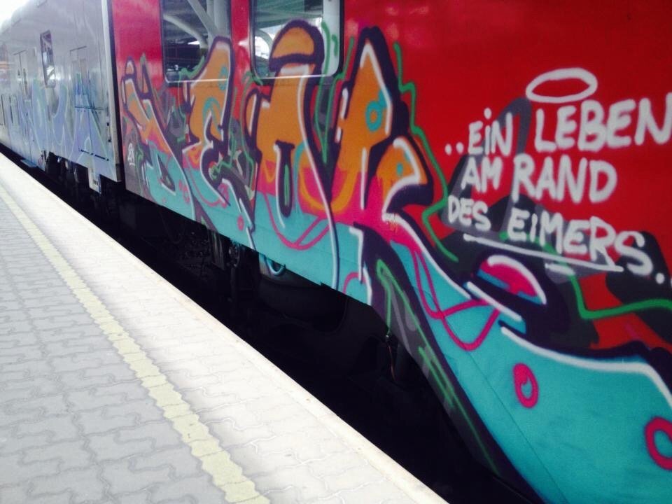 Graffiti Train in Wien - Photo by okeey - Deok, Trainbombing, Wien (2014)
