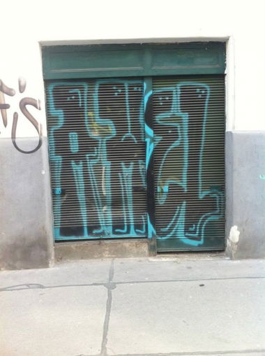Graffiti Bombing in Wien - Photo by okeey - Wien, Vienna