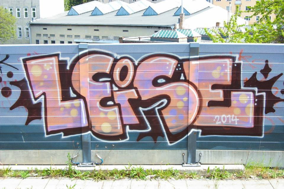 Graffiti Bombing in Austria - Photo by okeey - leise, Line, Wien